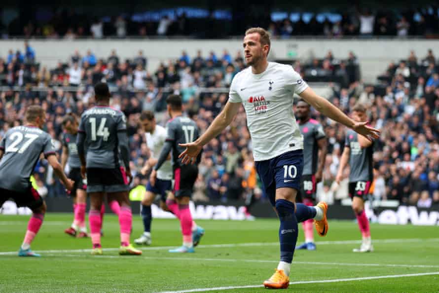 Son Heung-min leads Tottenham past Leicester to bolster top-four bid |  premier league