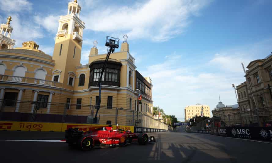 Charles Leclerc nicks Azerbaijan F1 GP pole from Pérez and Verstappen |  Formula One