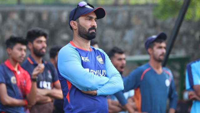 Watch: Wasim Jaffer refers to SRK’s dialogue to mark Dinesh Karthik’s comeback in Blue Jersey