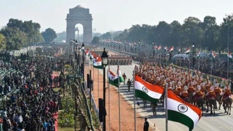 गणतंत्र दिवस पर आयोजित परेड में तीनों सेनाएं मार्च करती हैं.. (फाइल फोटो)